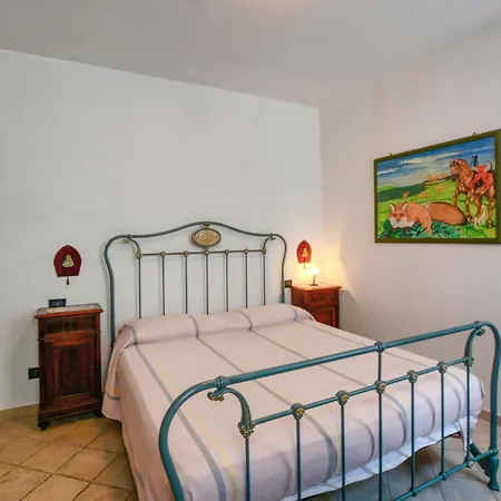 2 Bedroom Stunning In Daire Moneglia