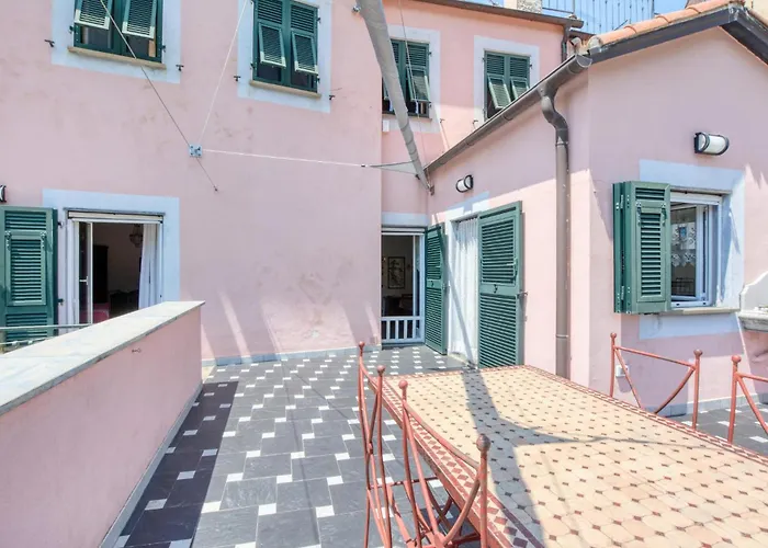 Apartment 2 Bedroom In