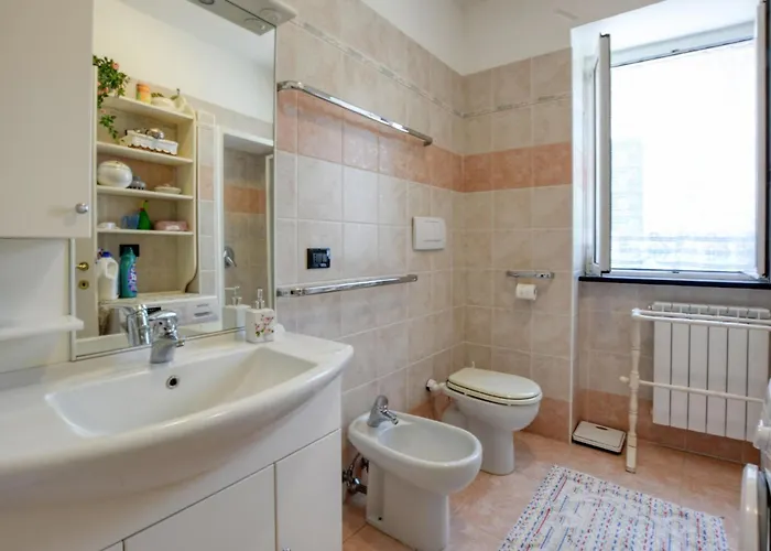 Lägenhet 2 Bedroom In *